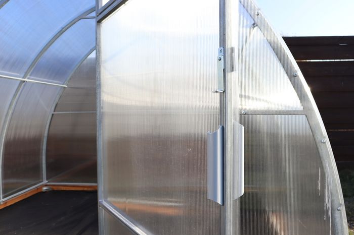 Pointed  Arrow greenhouse