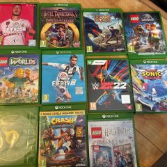 xbox one games 11 in total all working fifa Soniq Lego etc