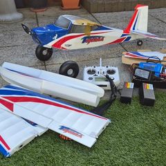 Tundra V2 RC airplane