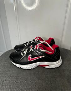 Nike initiator trainers