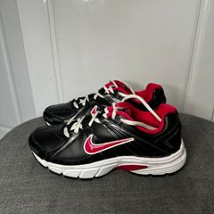 Nike initiator trainers