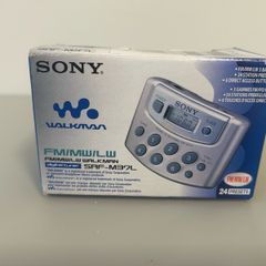 Vintage Sony Walkman Digital Radio SRF-M37L - Boxed, Mint Condition