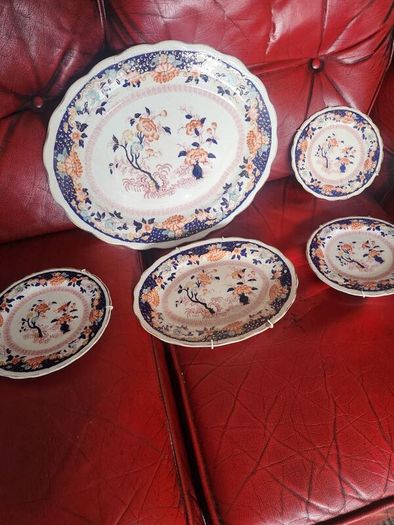 five consecutors plates