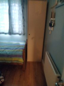 Wardrobe unit