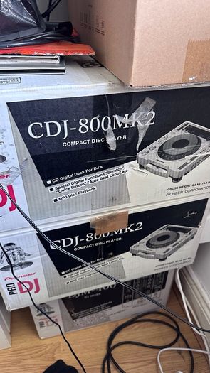 Pro DJ Pioneer CDJ - 800MK2  x 2