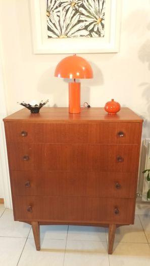 Mid Century Vintage Chest of Drawers