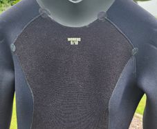 Wet suit