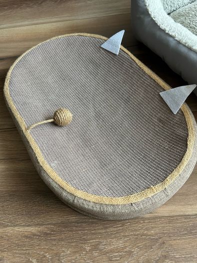 Cat Bed & Scratching Mat