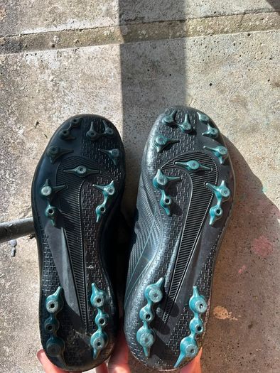 soccer boots.Studs slightly scraped perfect for soccer games
