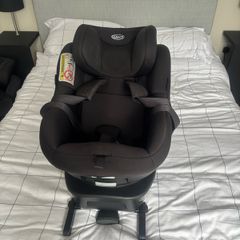 Grace 360 car seat (no inserts)