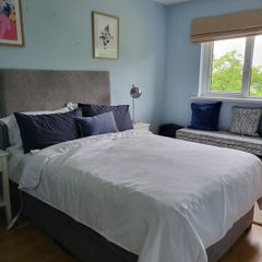 Double size bed