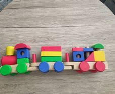 Joueco stacking train