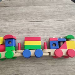 Joueco stacking train