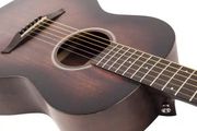 Acoustic Guitar Parlour-Size Whiskey Sour Vintage Guitar