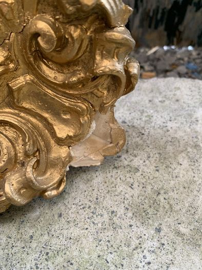 Golden picture frame