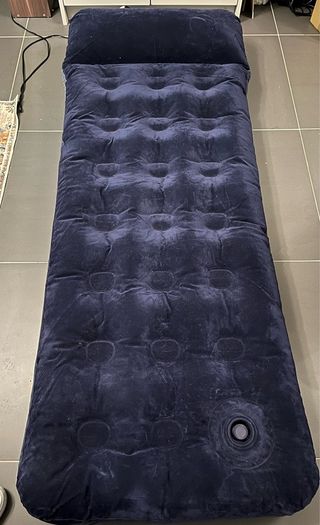 inflatable mattress