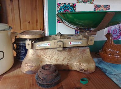 W&TAvery shop scales