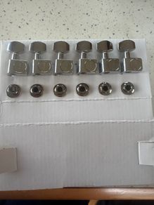 Fender Tuners (machine heads)