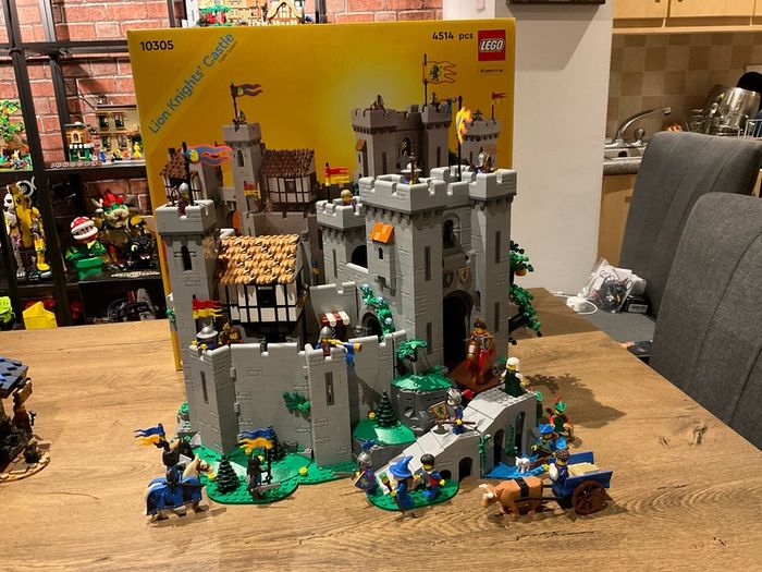 LEGO 10305 Lion Knights Castle