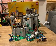 LEGO 10305 Lion Knights Castle