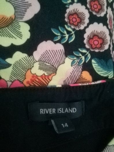 Price Drop Ladies skirts 14 5 euros