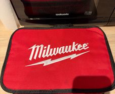 Milwaukee M12 BSD Sub Compact Screwdriver Drill and Battery Set
