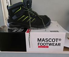 safety shoes