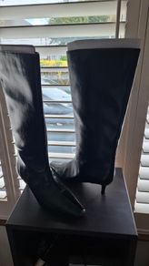 Vegan black kitten heel boots
