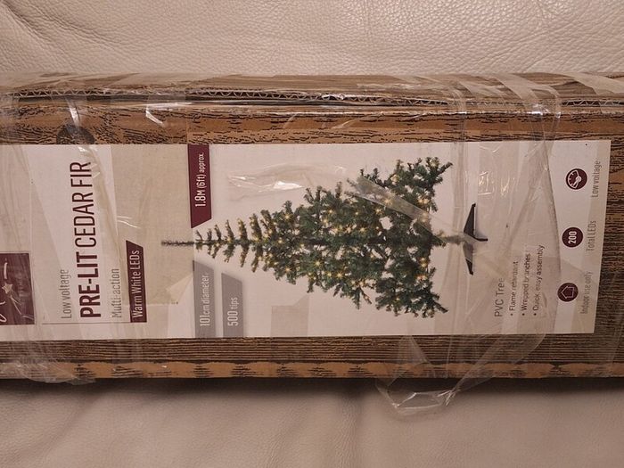 Christmas tree + accessories