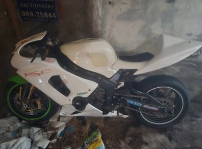 motorcycle brackers