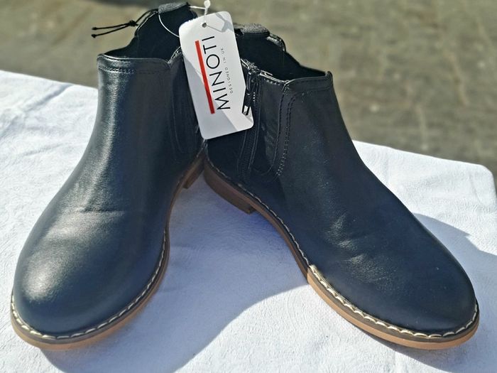 New Tags Fab Black Chelsea Zip Ankle Boots Girl/Boy