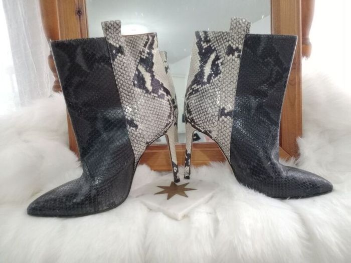 Authentic Paris Texas two tones python snake skin leather 100mm heels ankle boots