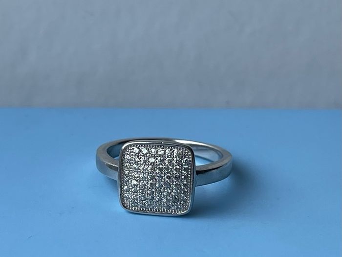 Bautiful silver pendant and ring set