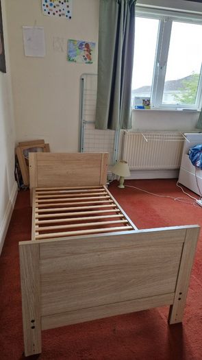 Cot bed