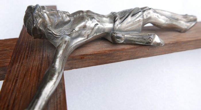 Vintage Wall Hanging Crucifix Wood Cross Heavy Metal Jesus length 12"