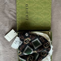 Gucci ladies hat.