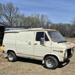 Large American Car Truck Van parts shipping USA