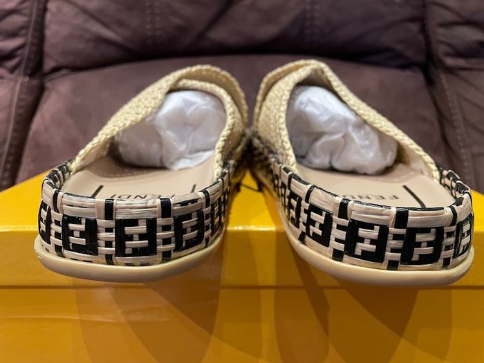 Fendi Sandals Nero+multicolor