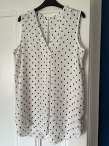 M&S top