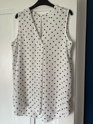 M&S top