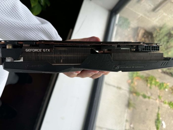 Asus Strix 1080 Ti - 11 GB of GDDR5X memory