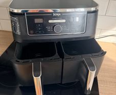 Ninja Foodi Max Dual Zone Air Fryer AF400UK