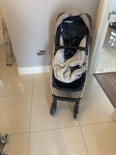 Uppababy Stroller and carrycot and accessories