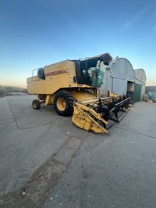 New Holland Combine