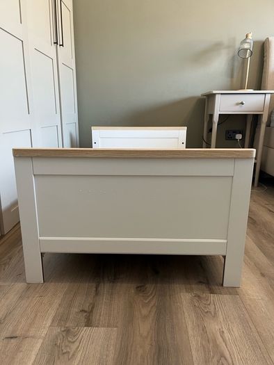 Cot/Cot bed