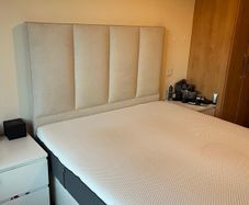 king size bed with ottoman