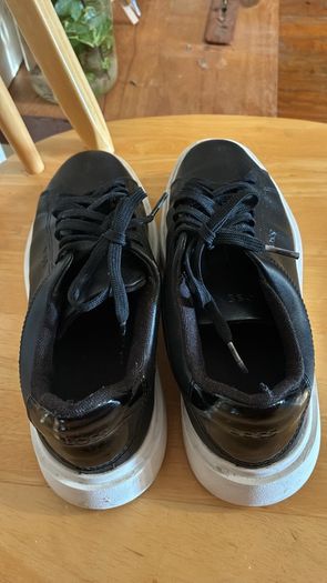 HUGO Boss Black Leather Women's 37 size