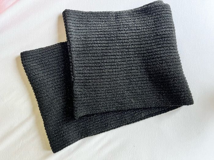 Black circular scarf