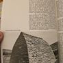 TREASURES OF IRELAND. THIS book is the exhibition catalogue for Tresors d'Irlande (Treasures of Ireland) held at the Galeries nationales du Grand Palais in Paris. Large volume paperback in good condition. See photos for same. Image 9