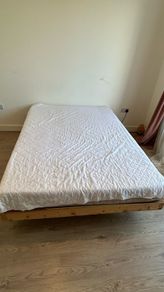 Floating bed with mattress
